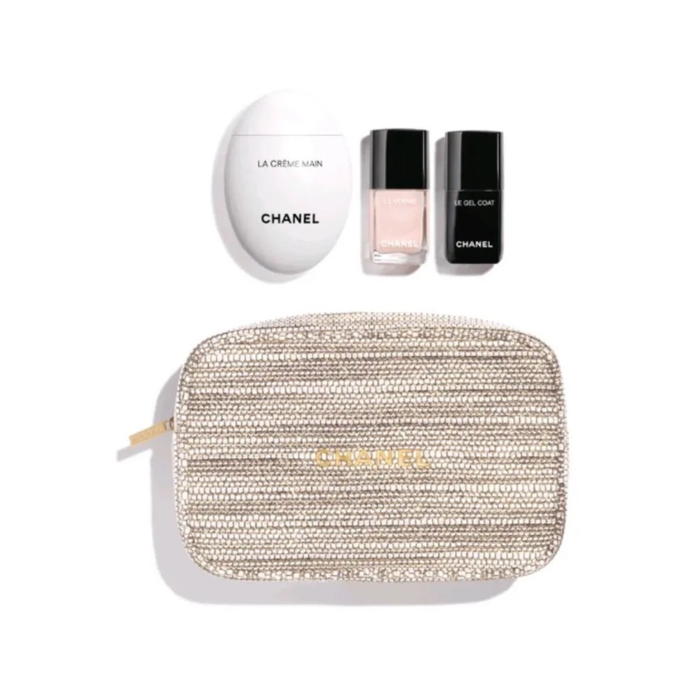 Chanel Holiday Gift Set Stay Polished Manicure Set!